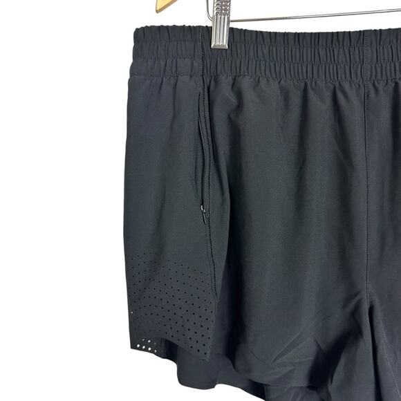 NWT Athleta Women's Hustle 3" Short Sz 1X  Black Running Gym Workout Athleisure - Picture 9 of 11